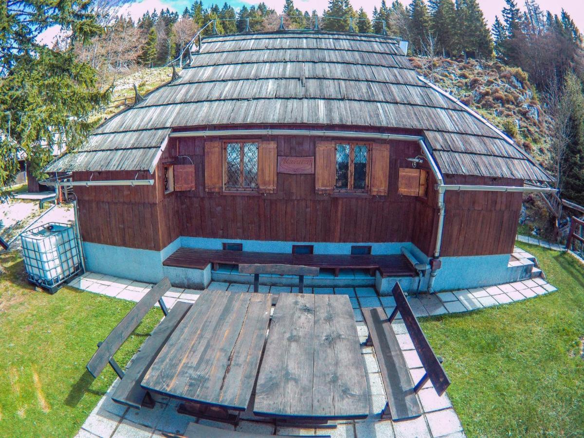Velika Planina Chalet Slovenka Stahovica Luaran gambar
