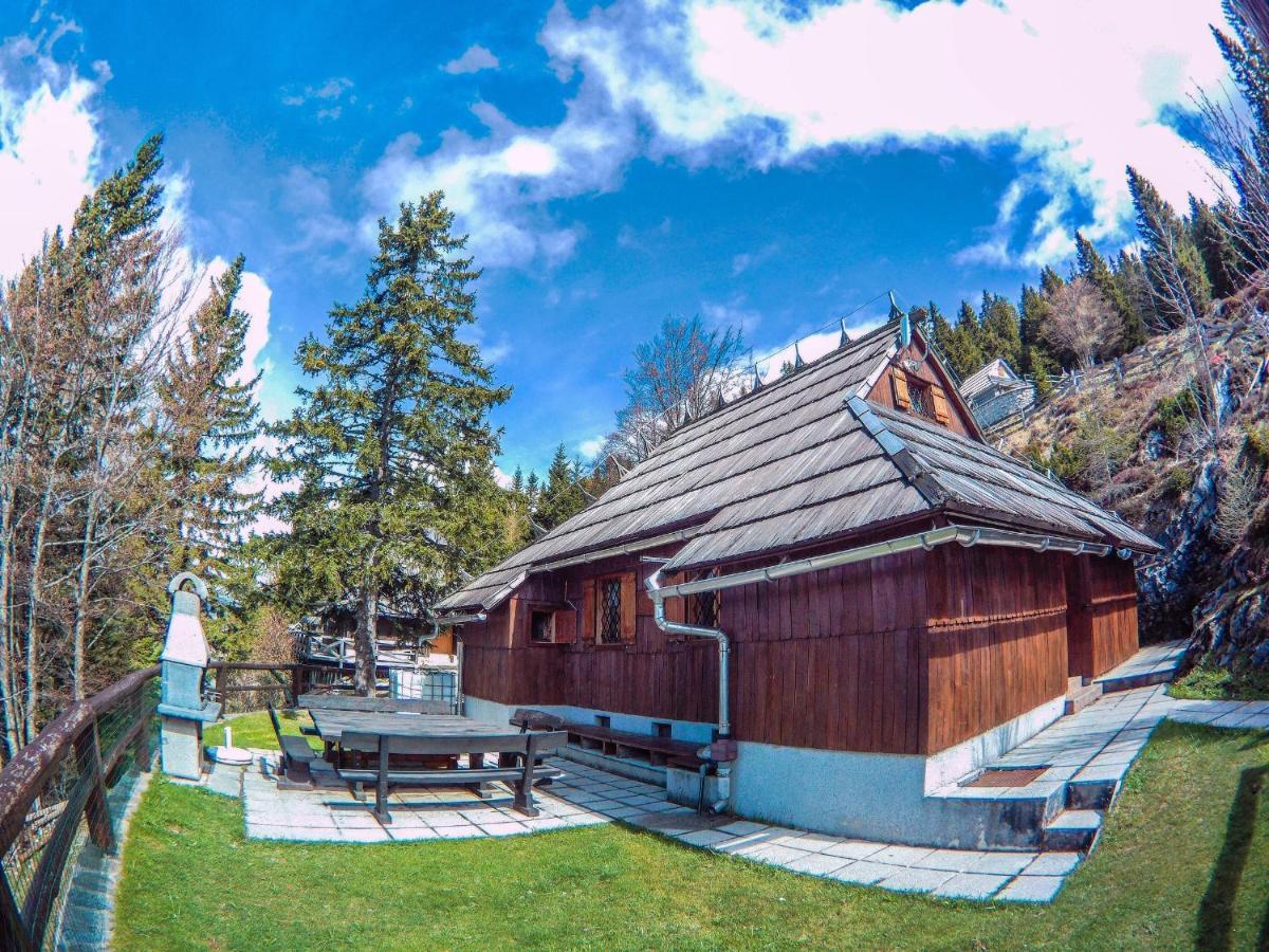 Velika Planina Chalet Slovenka Stahovica Luaran gambar